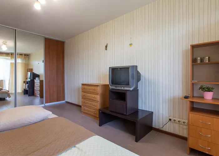 Apartment On 23 Serpnya