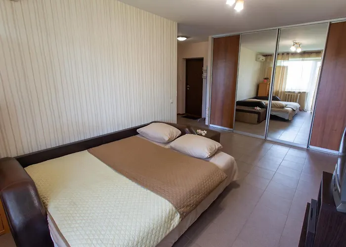 Apartment On 23 Serpnya